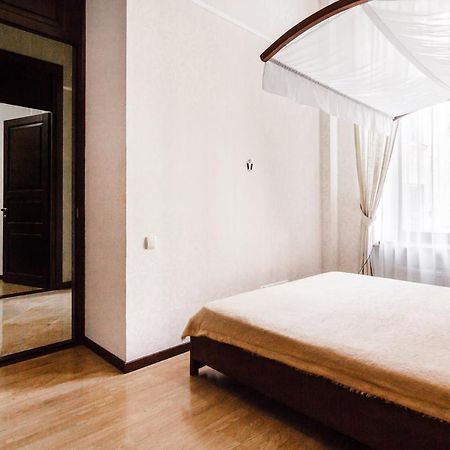 Downtown Prestige Apartment Odessa Luaran gambar