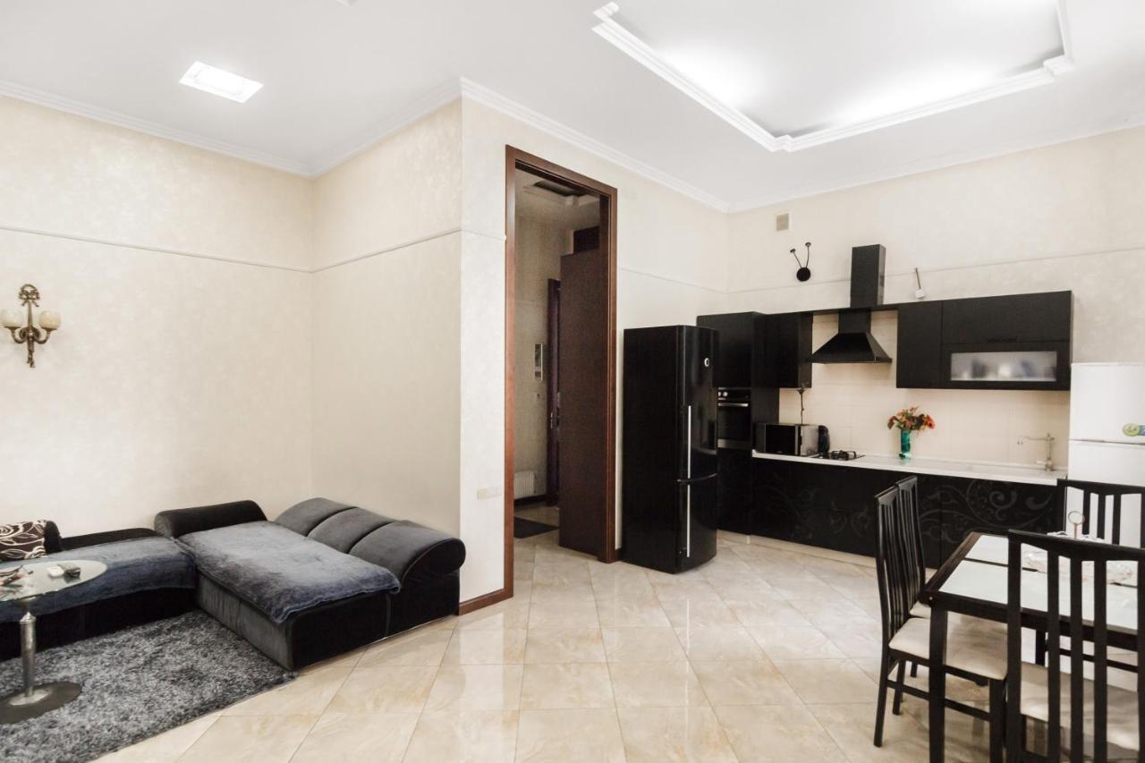 Downtown Prestige Apartment Odessa Luaran gambar
