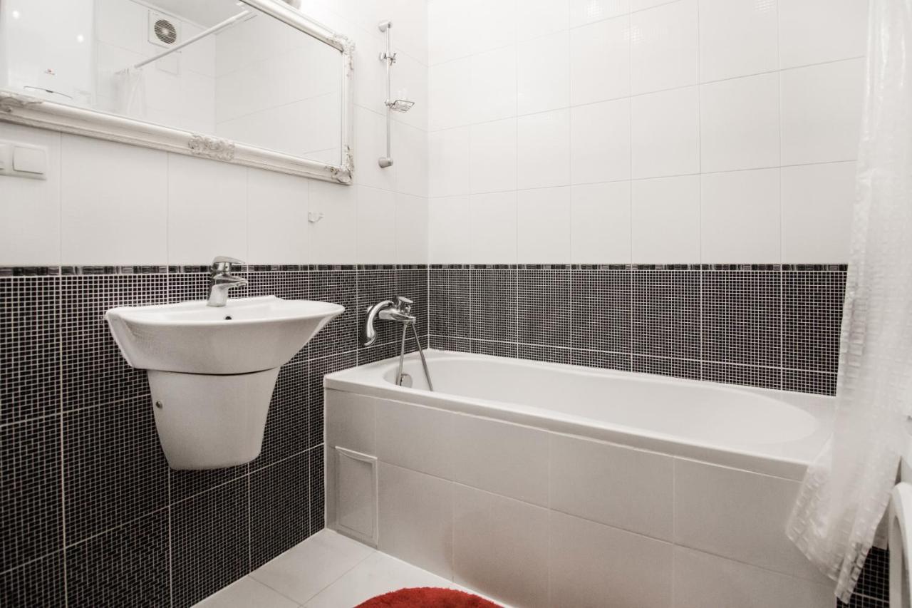 Downtown Prestige Apartment Odessa Luaran gambar