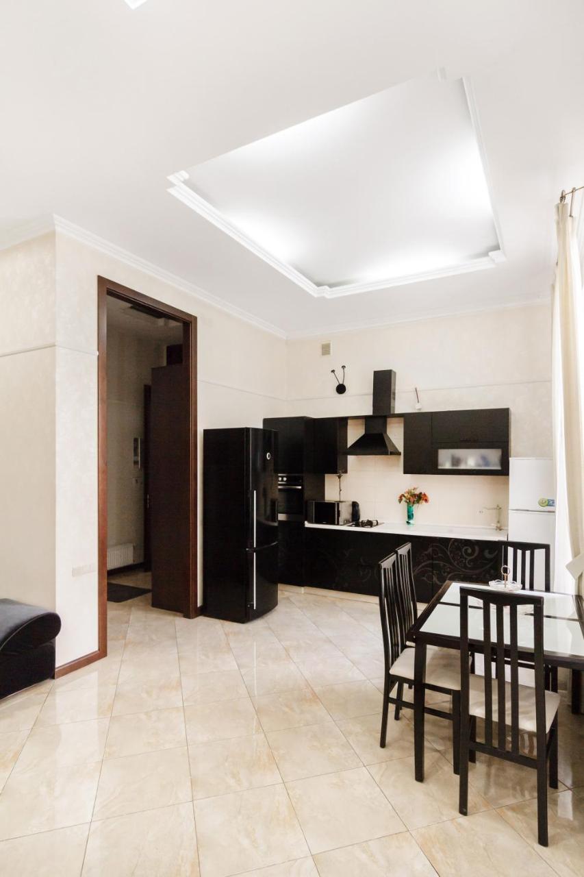 Downtown Prestige Apartment Odessa Luaran gambar