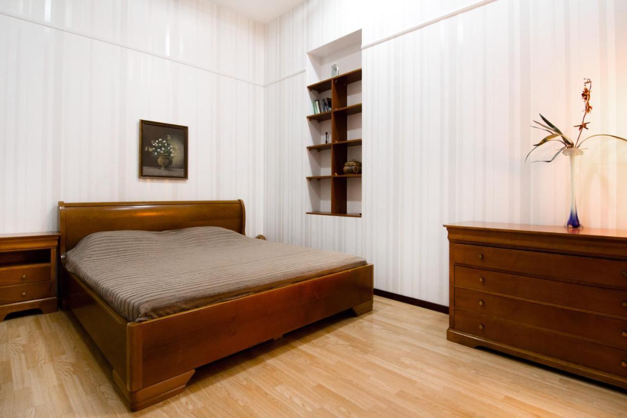 Downtown Prestige Apartment Odessa Luaran gambar